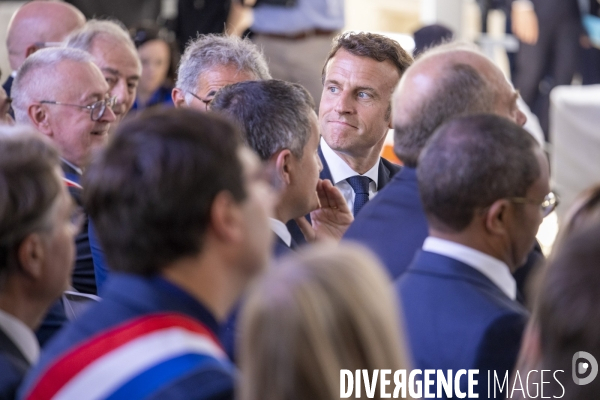 Emmanuel Macron inaugure la gare de Pithiviers comme lieu de mémoire