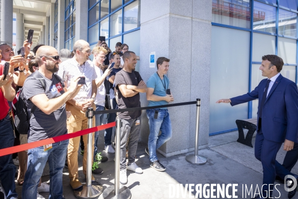 Emmanuel Macron chez STMicroelectronics à Crolles - Grenoble