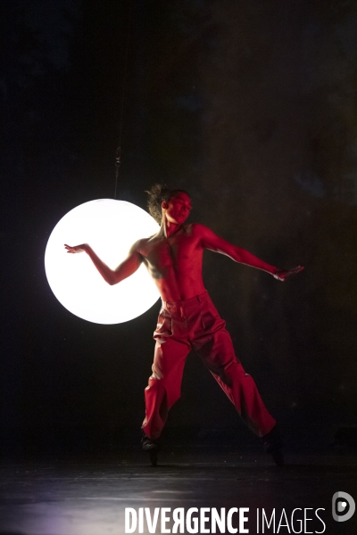 ENTRE DEUX de  Elodie Allari et Xuan Le