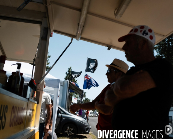 L attente de l arrivée - Tour de France 2O22