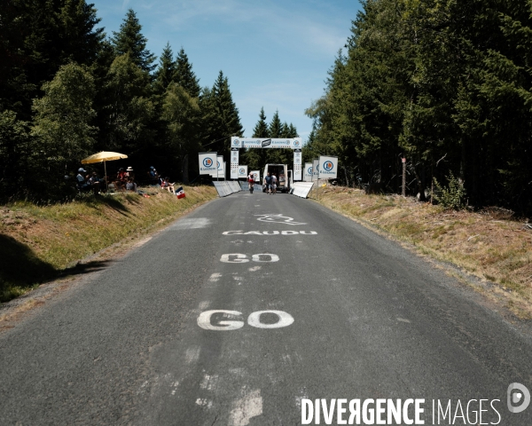 L attente de l arrivée - Tour de France 2O22