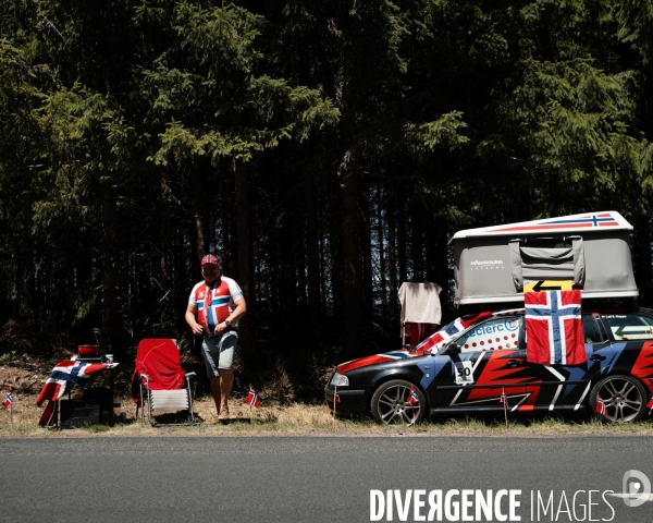 L attente de l arrivée - Tour de France 2O22