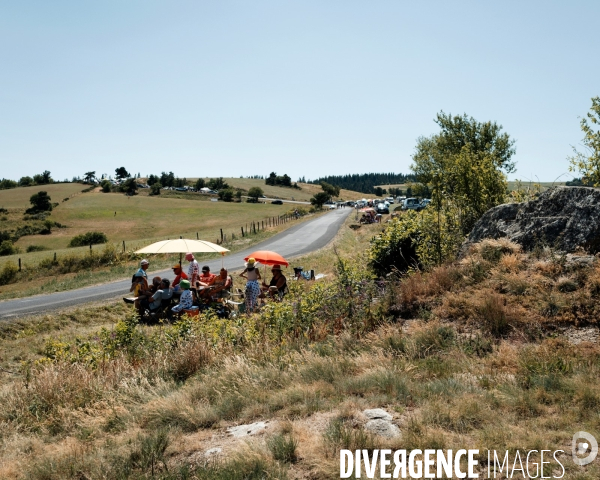 L attente de l arrivée - Tour de France 2O22