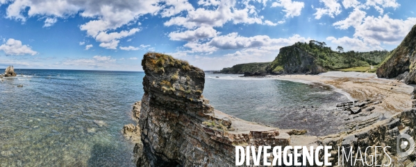 La cote d Asturies en Espagne vue au drone.