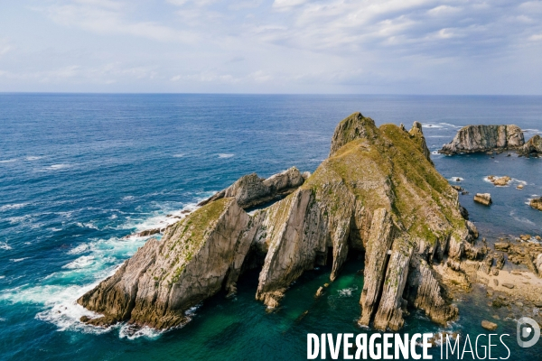 La cote d Asturies en Espagne vue au drone.