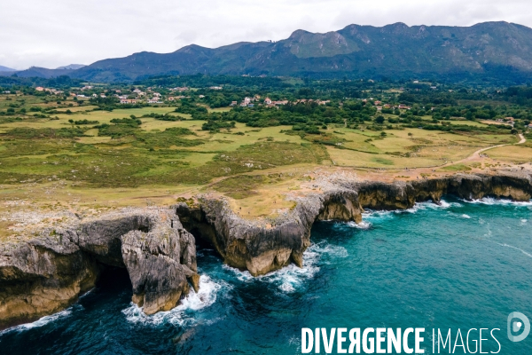 La cote d Asturies en Espagne vue au drone.