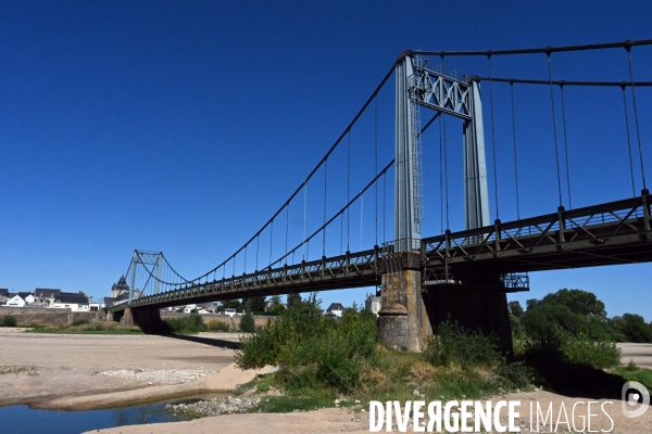 La Loire, canicule et sécheresse. Le débit du plus long fleuve de France inquiète