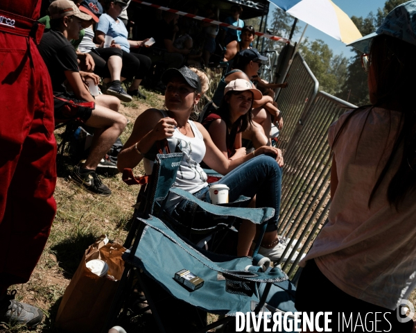 L attente de l arrivée - Stock-car à Brioude