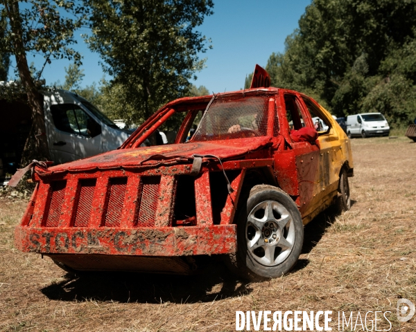 L attente de l arrivée - Stock-car à Brioude