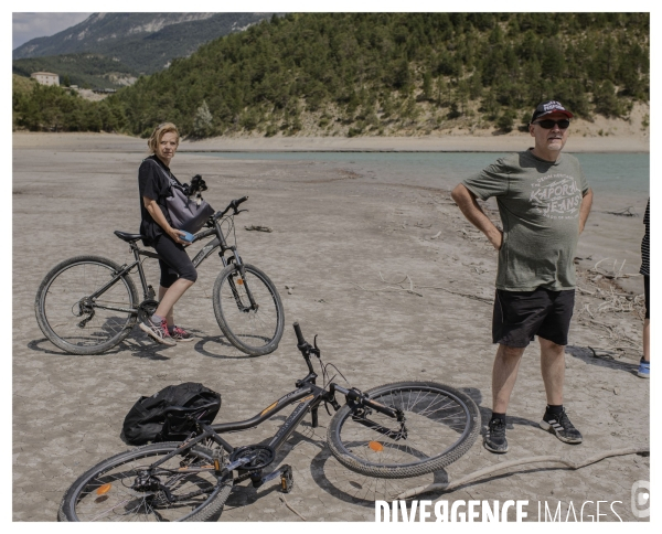 Le long de la Transbassealpine Digne-Nice ( la sécheresse au 09 Août )