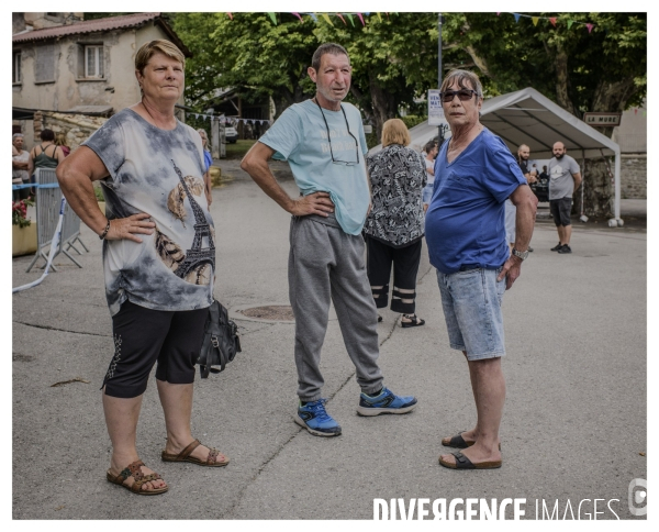 Le long de la Transbassealpine Digne Nice ( la fête Bis )