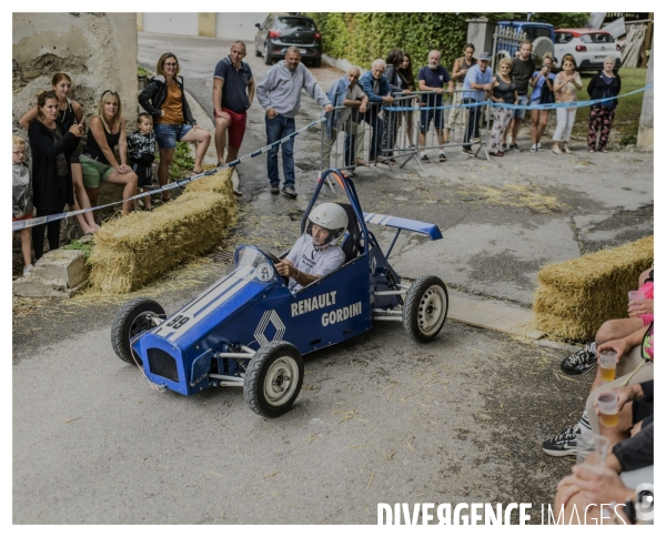 Le long de la Transbassealpine Digne Nice ( la fête Bis )