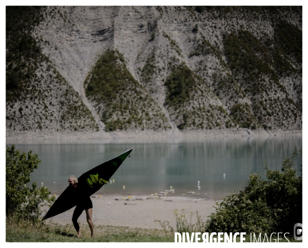 Le long de la Transbassealpine Digne Nice ( la sécheresse au lac de Castillon, suite et pas fin )