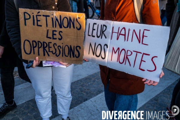 Marche de nuit feministe a Paris