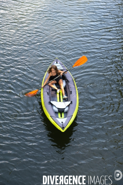 Sport aquatique sur la rivière Célé.
