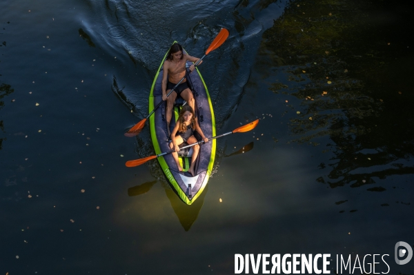 Sport aquatique sur la rivière Célé.
