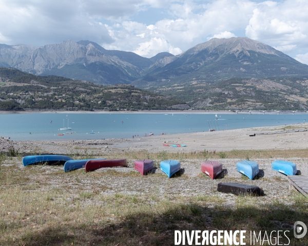 Secheresse lac de Serre Poncon