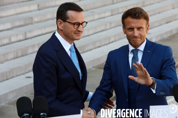 Macron recoit le Premier Ministre polonais