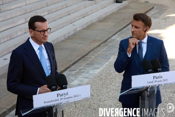 Macron recoit le Premier Ministre polonais