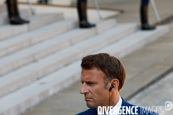 Macron recoit le Premier Ministre polonais
