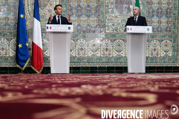 Emmanuel macron en algerie