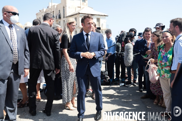 Emmanuel macron en algerie