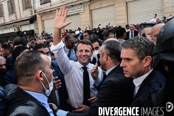 Emmanuel macron en algerie
