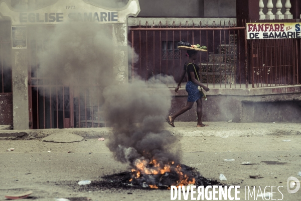 Manifestation contre la vie chere et l insecurite au cap haitien.