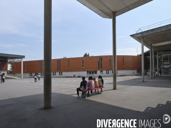Collège à Pierrefite sur Seine