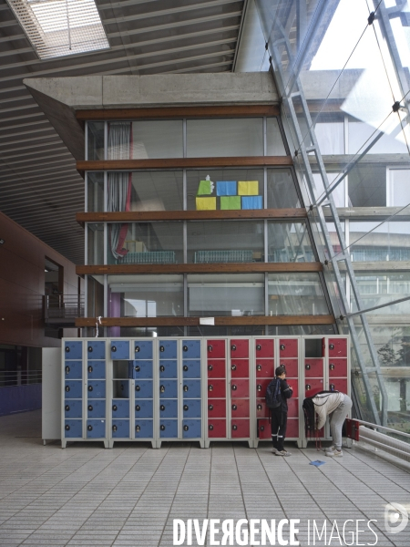 Collège à Pierrefite sur Seine