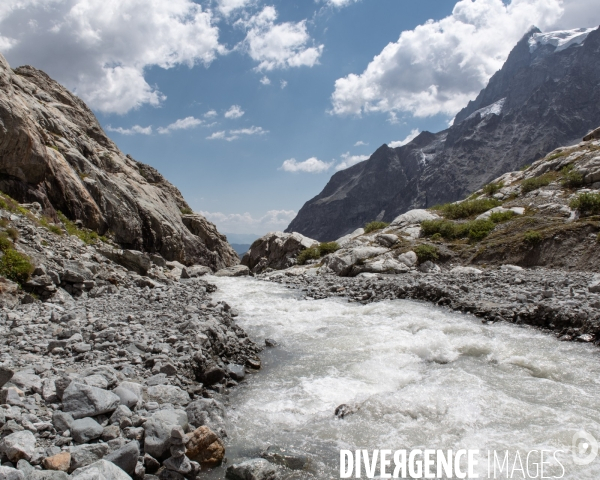 Fonte du glacier blanc