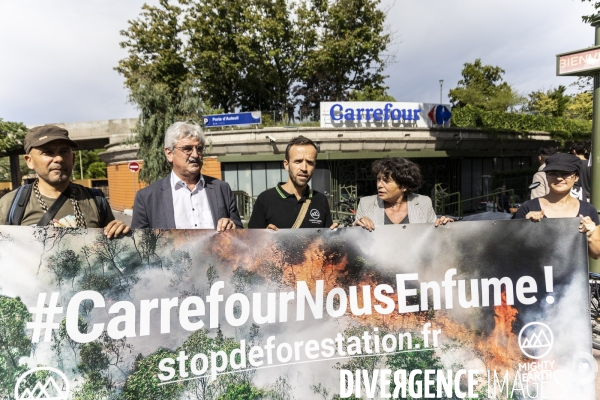 Happening #CarrefourNousEnfume