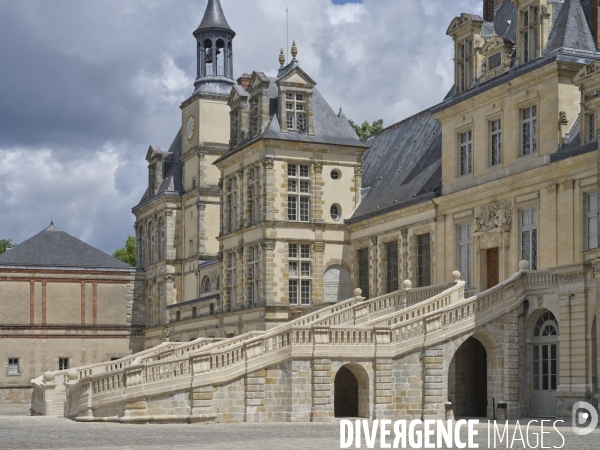 Restauration de l escalier du chateau de fontainebleau