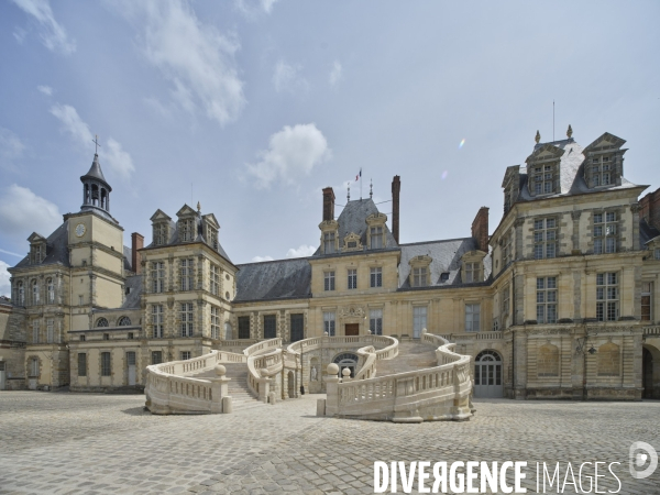 Restauration de l escalier du chateau de fontainebleau