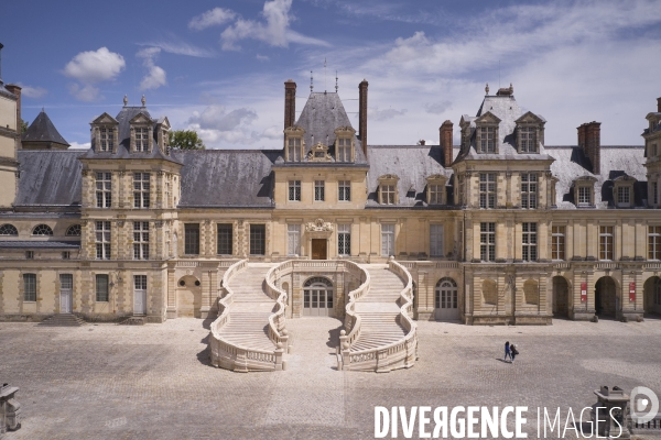 Restauration de l escalier du chateau de fontainebleau