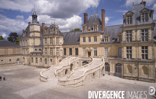 Restauration de l escalier du chateau de fontainebleau