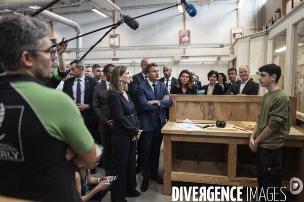 Déplacement d Emmanuel Macron aux Sables d Olonne.