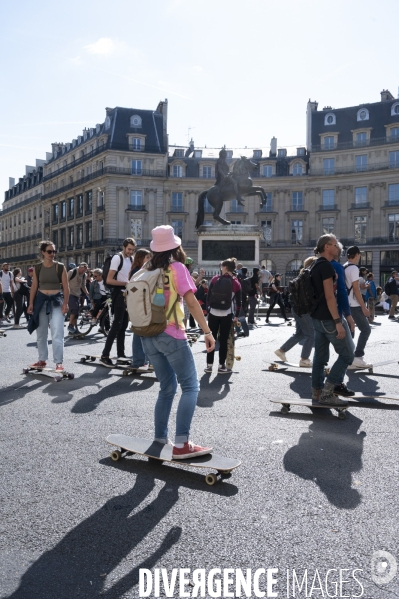 Paris Respire. Journée sans voiture 2022 à Paris