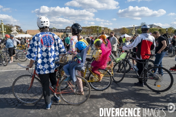 Paris Respire. Journée sans voiture 2022 à Paris