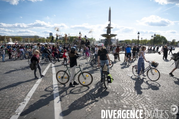 Paris Respire. Journée sans voiture 2022 à Paris