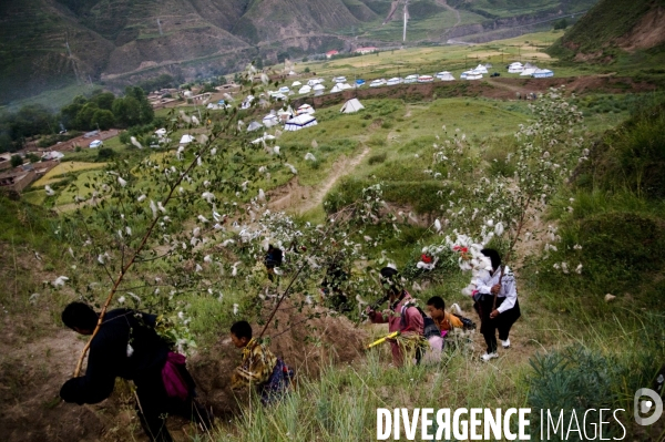 Les festivités du Glurol au Tibet septentrionnal - Glurol festivities in Eastern Tibet.