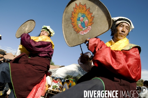 Les festivités du Glurol au Tibet septentrionnal - Glurol festivities in Eastern Tibet.