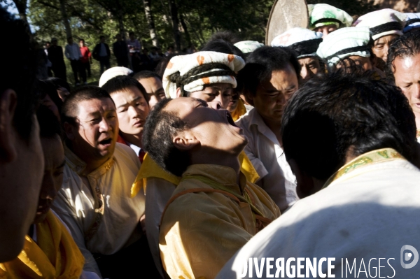 Les festivités du Glurol au Tibet septentrionnal - Glurol festivities in Eastern Tibet.