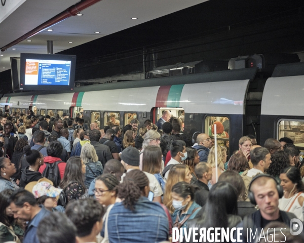 Gare du Nord, retard de RER