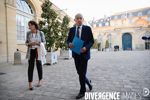 Entretiens entre Elisabeth BORNE et les présidents de groupes parlementaires