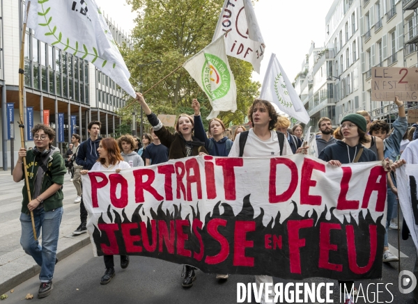 Marche pour le climat à l appel de Youth for Climate, à Paris.