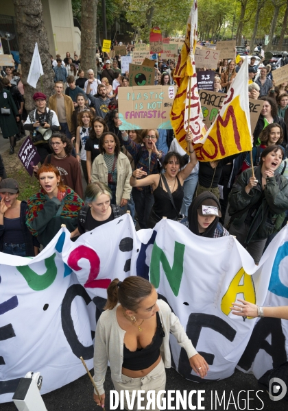 Marche pour le climat à l appel de Youth for Climate, à Paris.