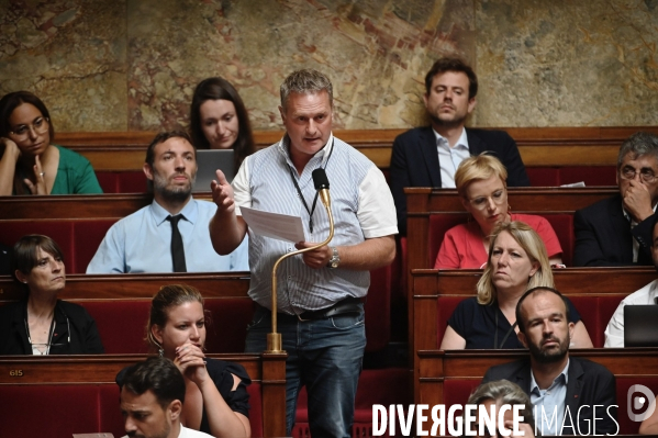 Assemblee nationale / Questions au gouvernement