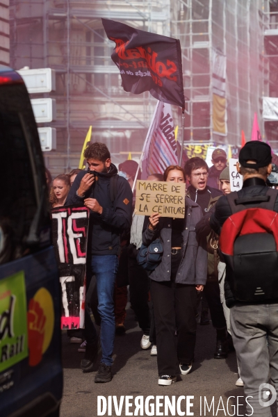 Manifestation pour les salaires et retraites à Nantes