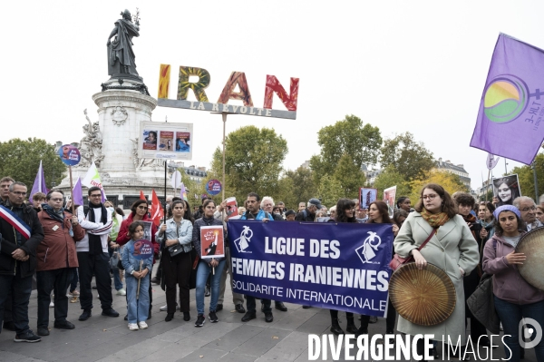 Iran la révolte. Rassemblement en hommage à Jina Mahsa Amini, et contre le pouvoir patriarcal en Iran